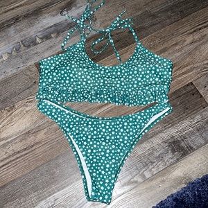 Green floral bikini set